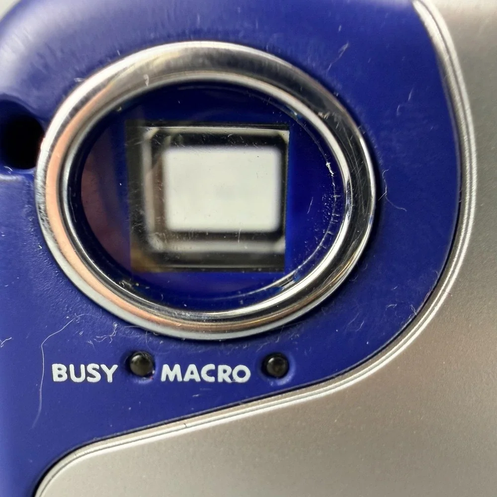 Vivitar ViviCam 10 Dual Mode Digital Camera Blue 640x480 Parts Repair Untested